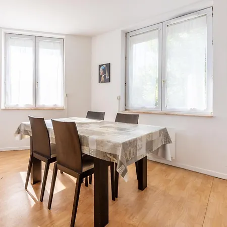 Appartement L'hirondelle, 4 P *